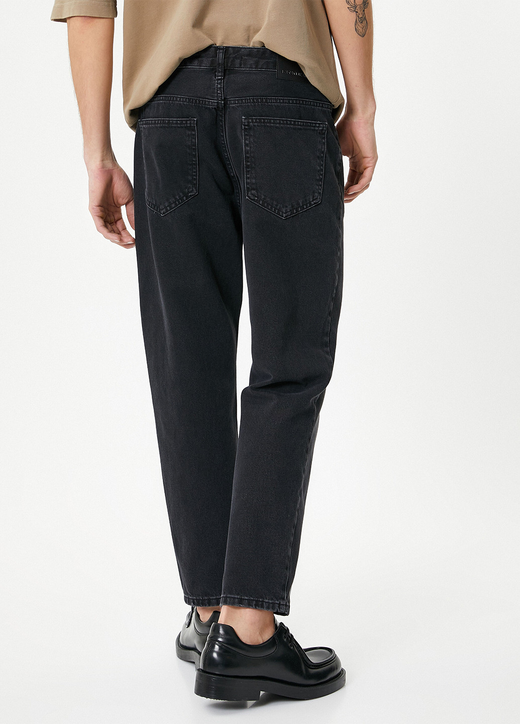 Черные демисезонные зауженные, укороченные джинсы KOTON