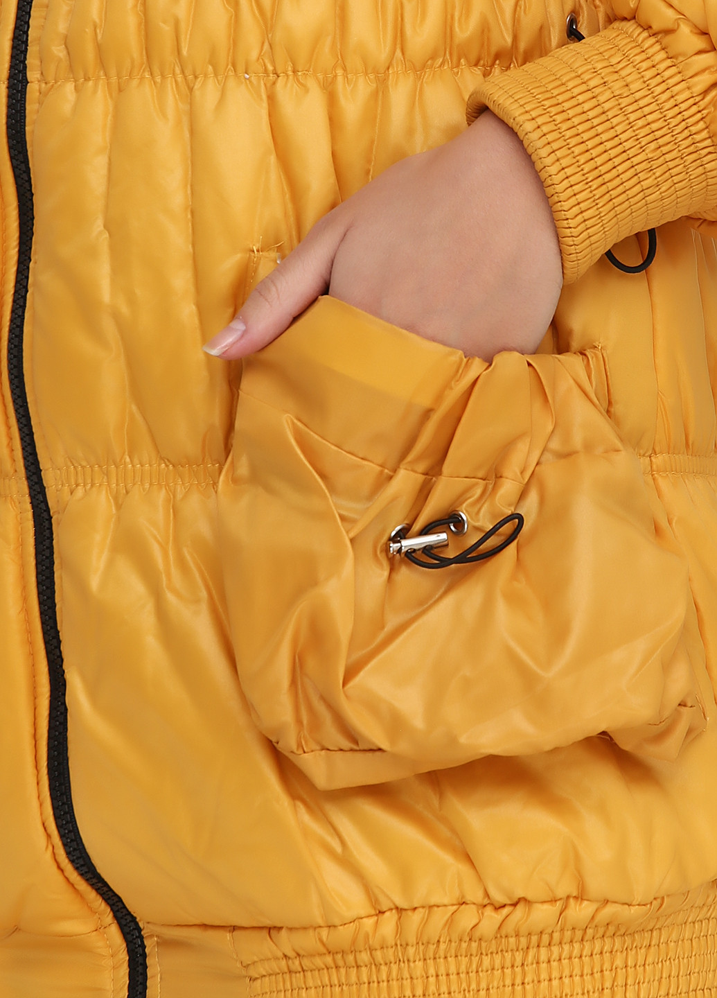 Жовта зимня куртка New Collection
