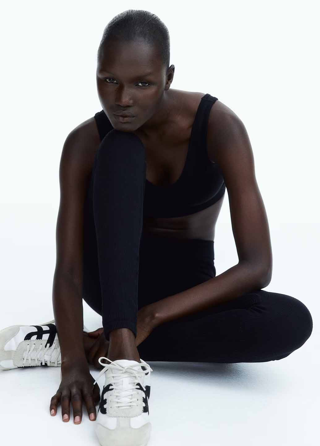 Черные демисезонные леггинсы H&M