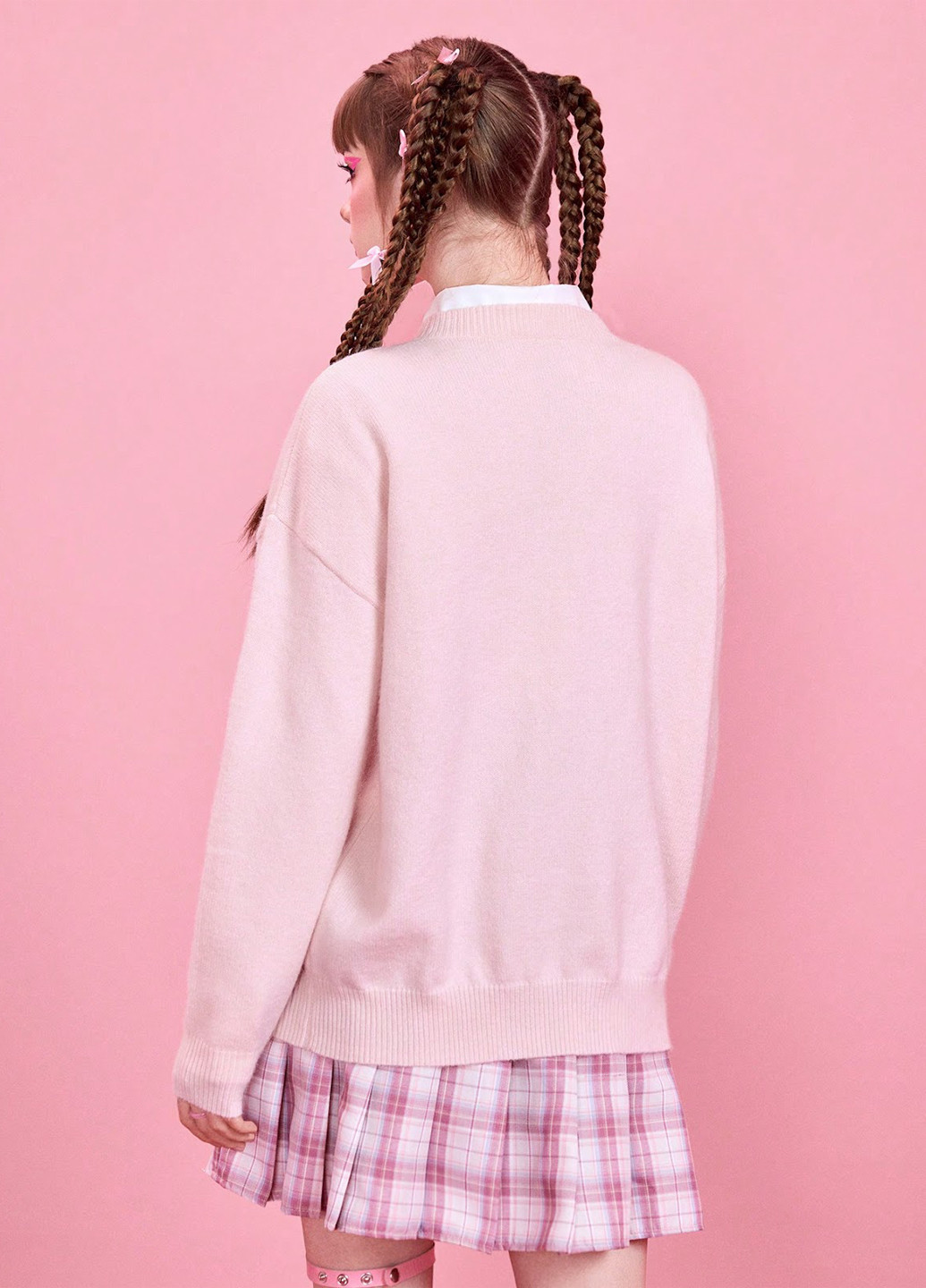 Светло-розовый демисезонный свитер джемпер SHEIN