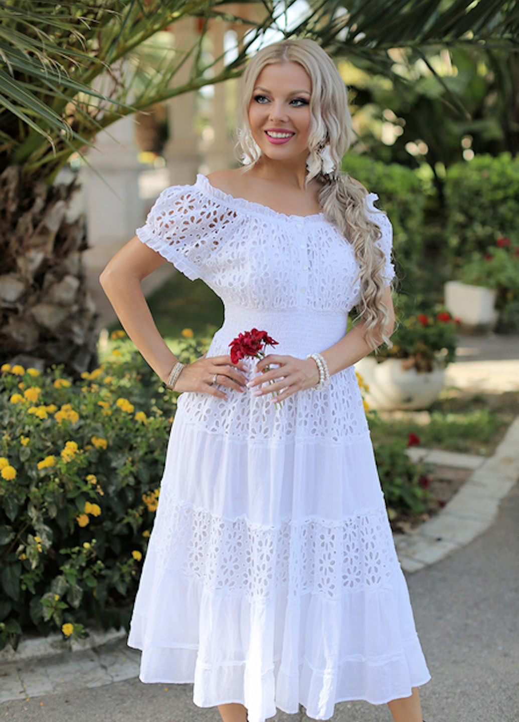 Белое кэжуал платье с открытыми плечами Fresh cotton однотонное