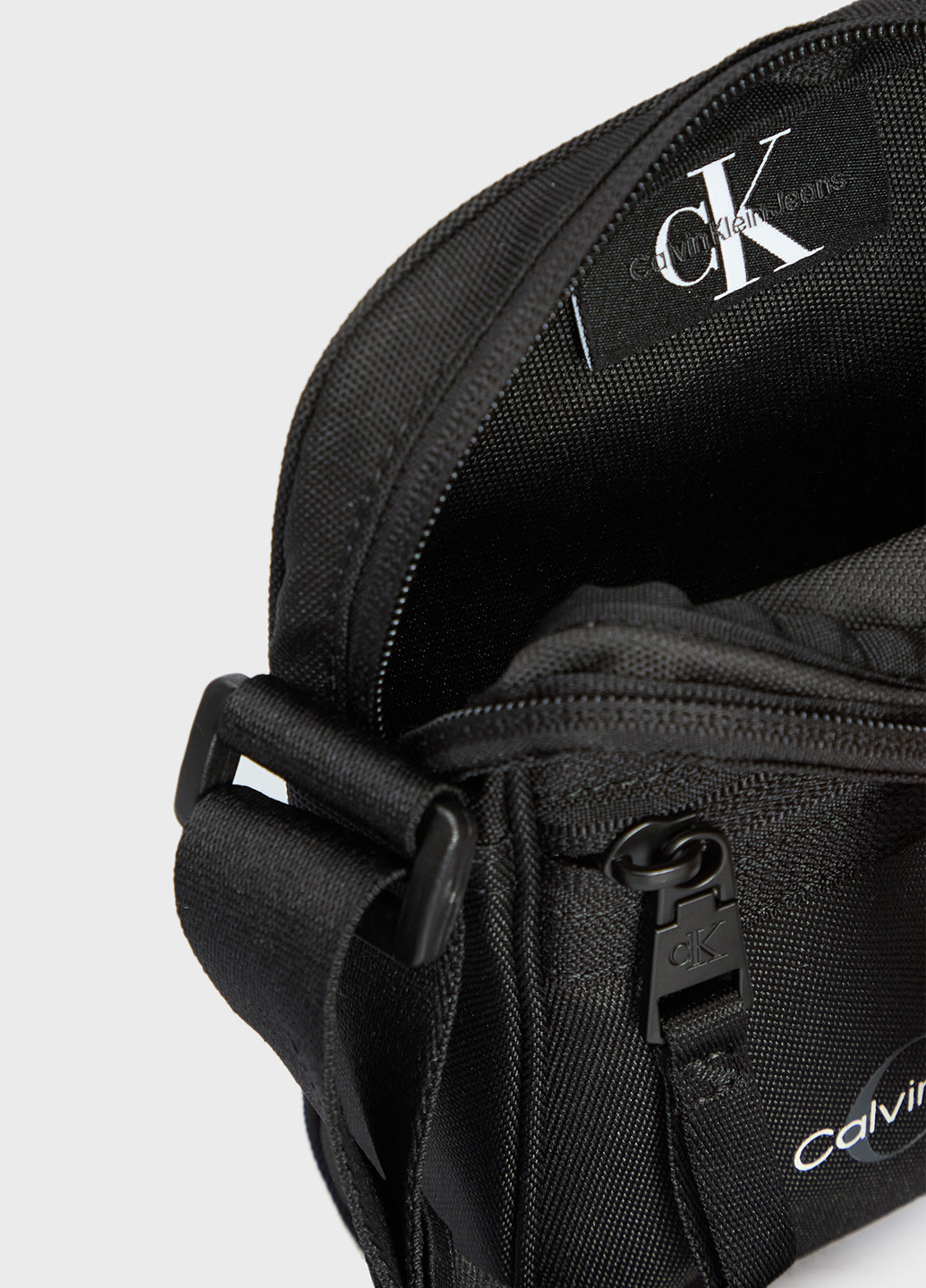 Сумка Calvin Klein Jeans (366431995)