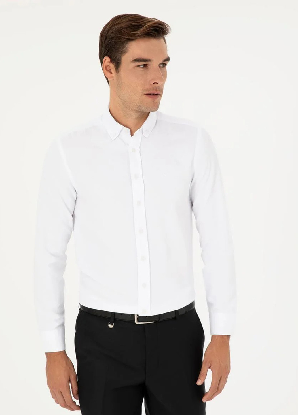 Белая кэжуал рубашка однотонная Pierre Cardin