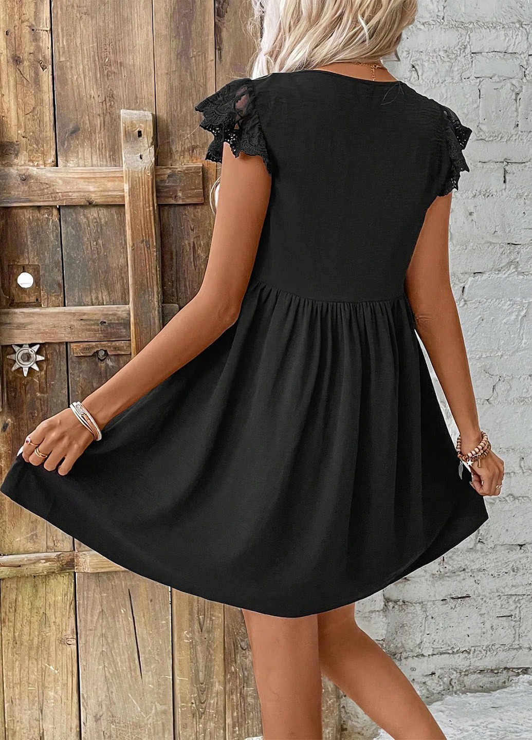 Черное кэжуал платье клеш SHEIN однотонное