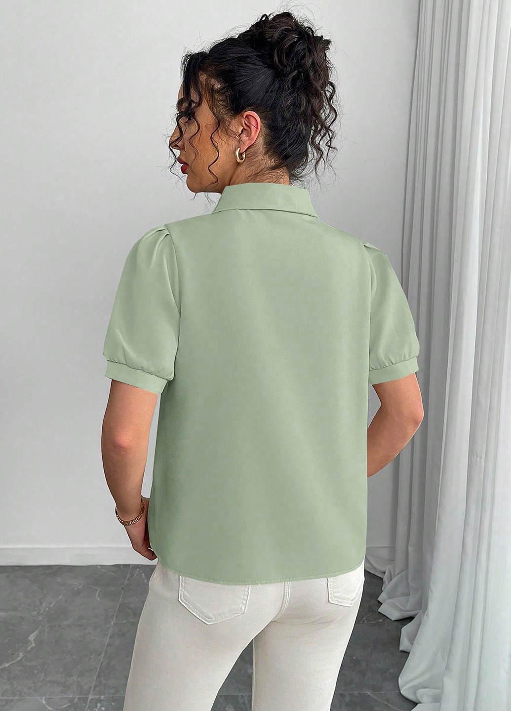 Світло-зелена блуза SHEIN