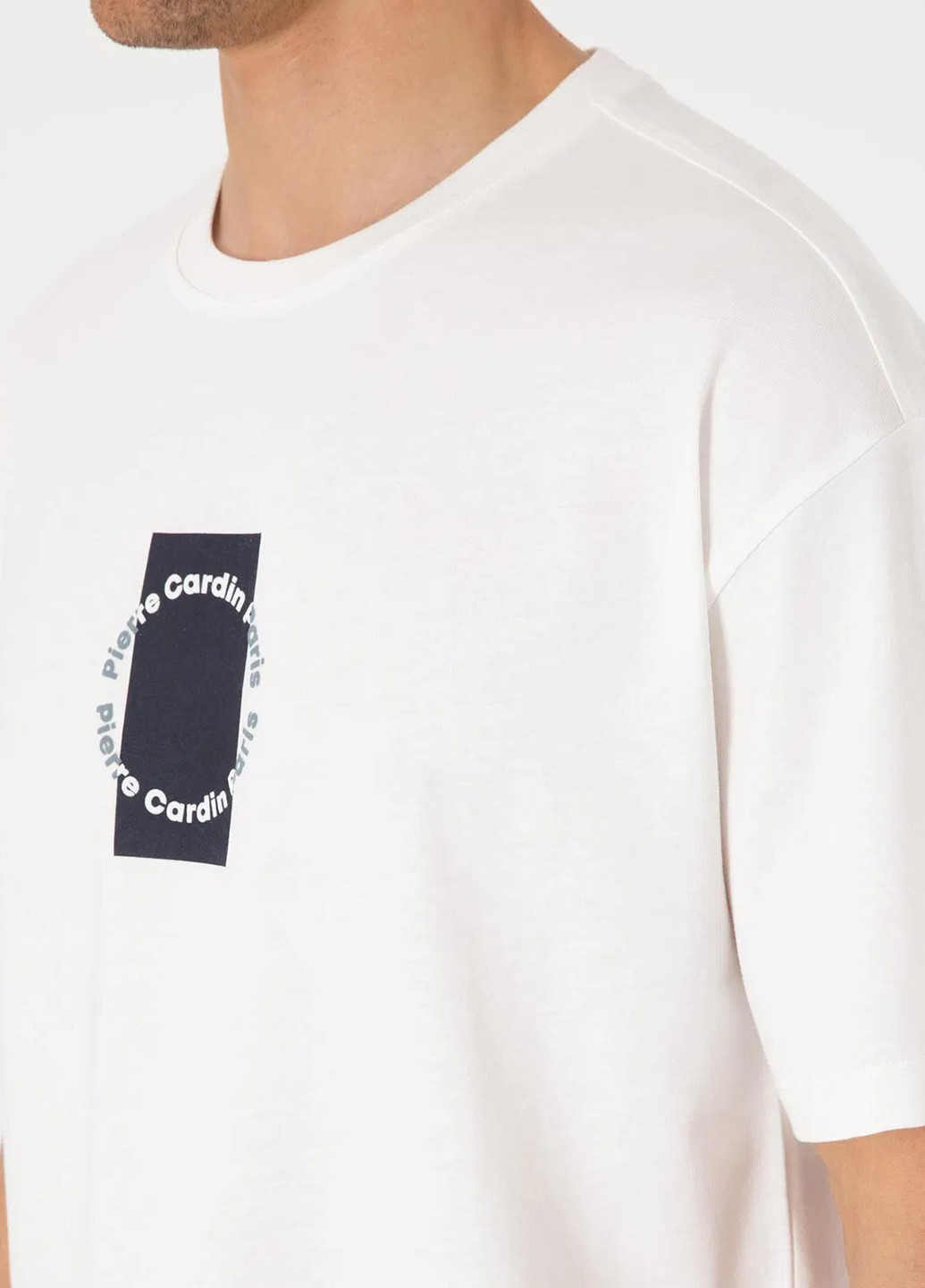 Белая футболка Pierre Cardin