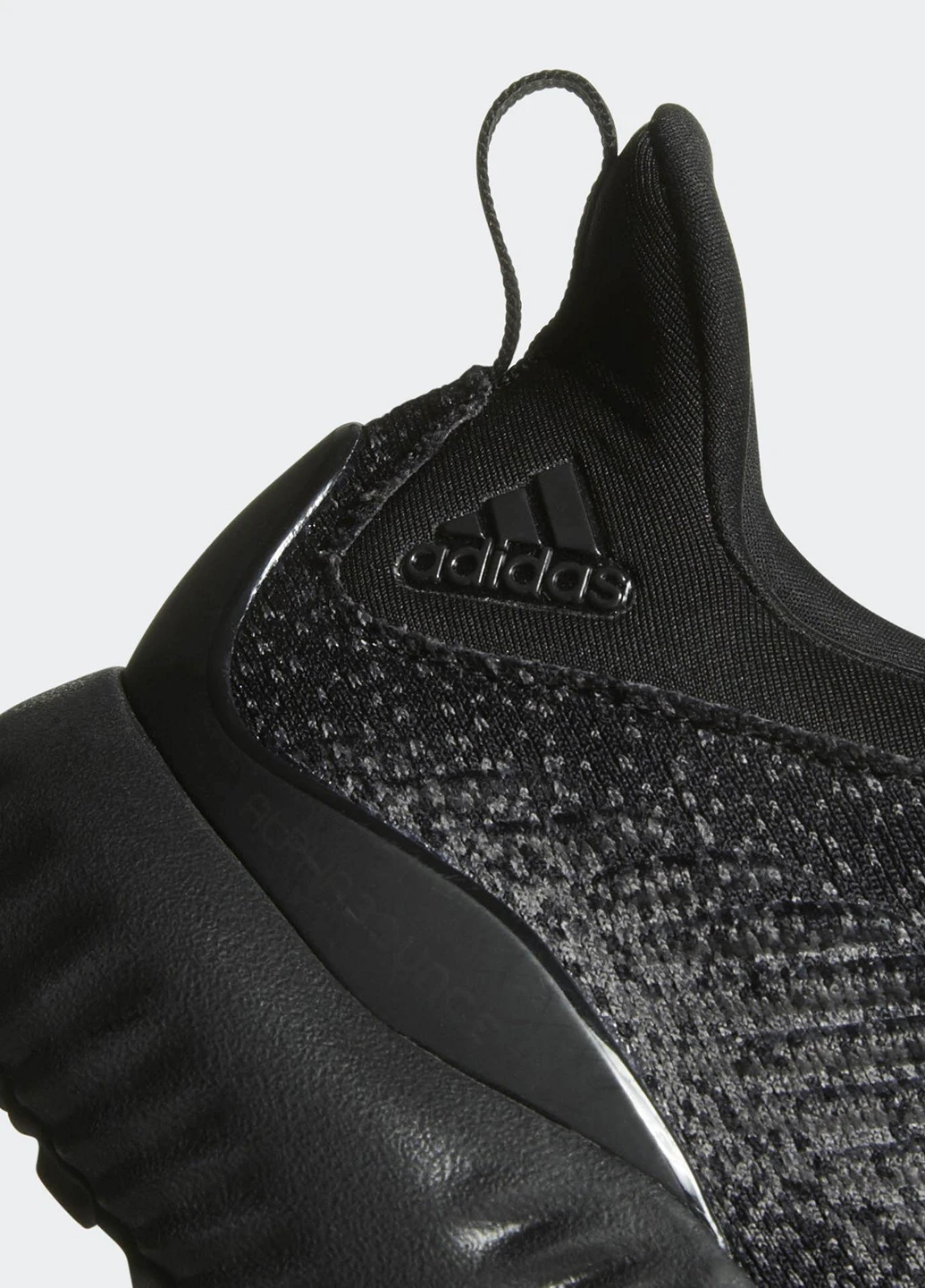 Кроссовки adidas чёрные демисезоны (75675846)