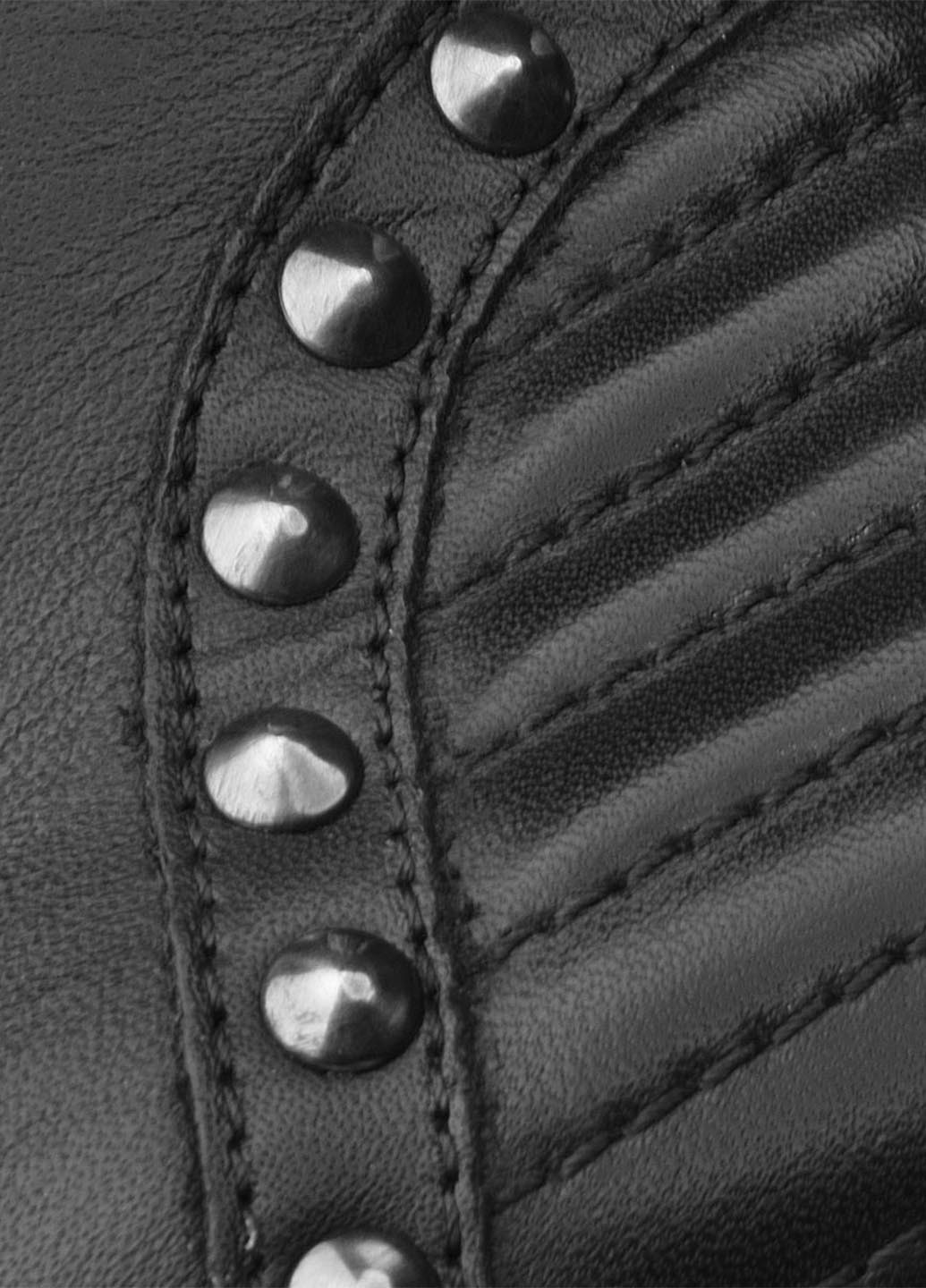 Осенние черевики d557 Lasocki с заклепками, со шнуровкой