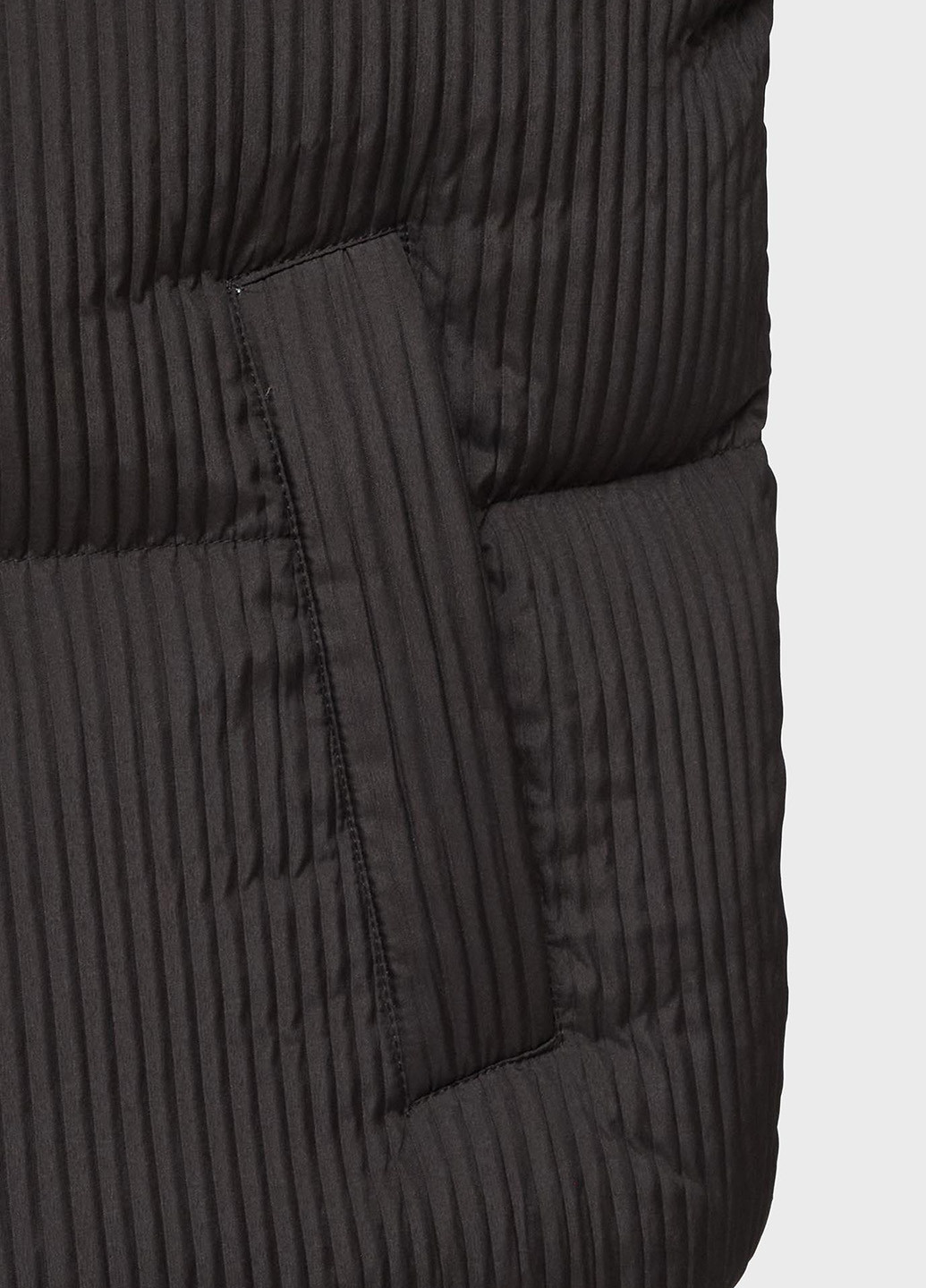 Черная зимняя пуховик PRPY