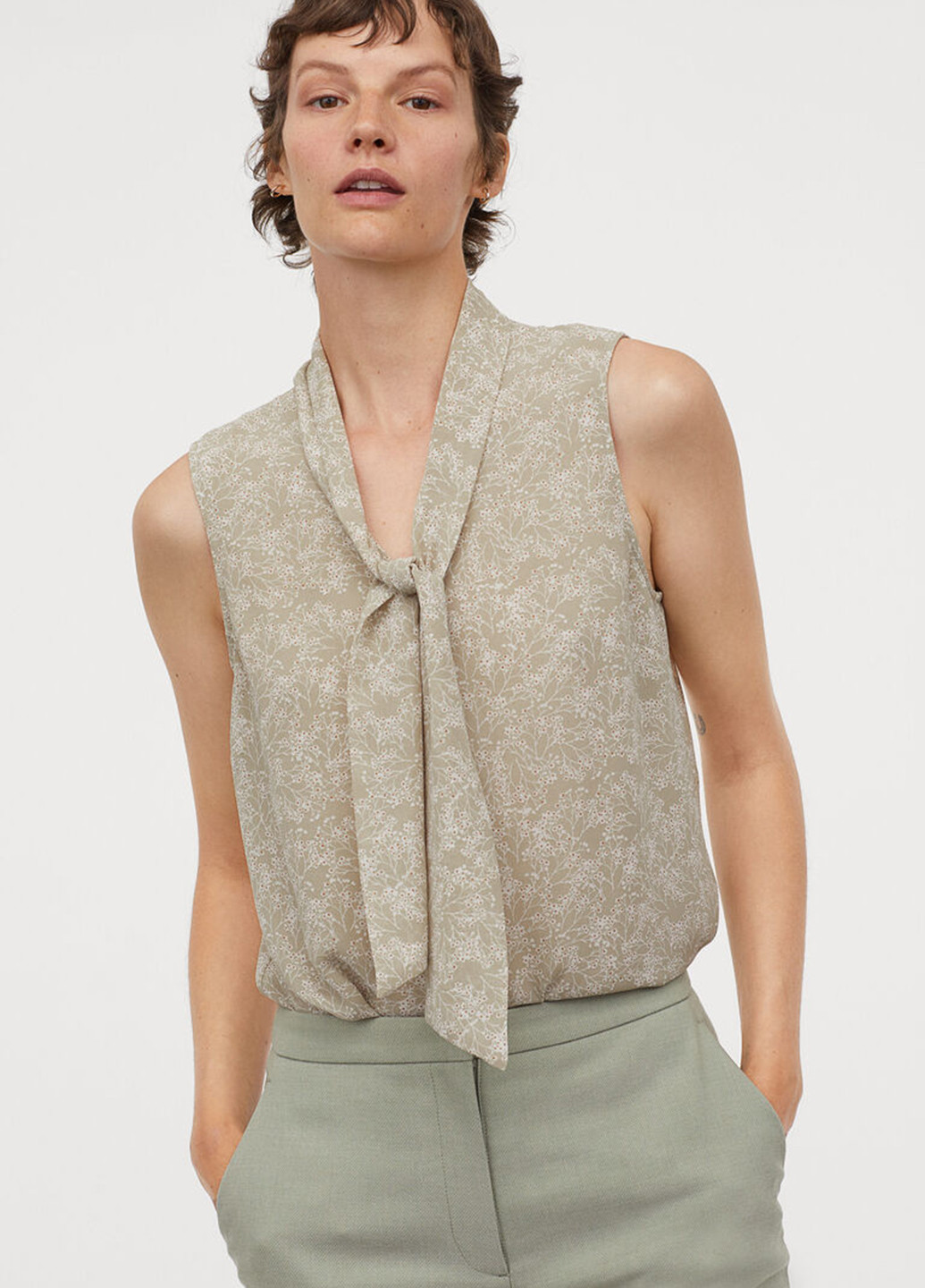 Світло-зелена блуза H&M