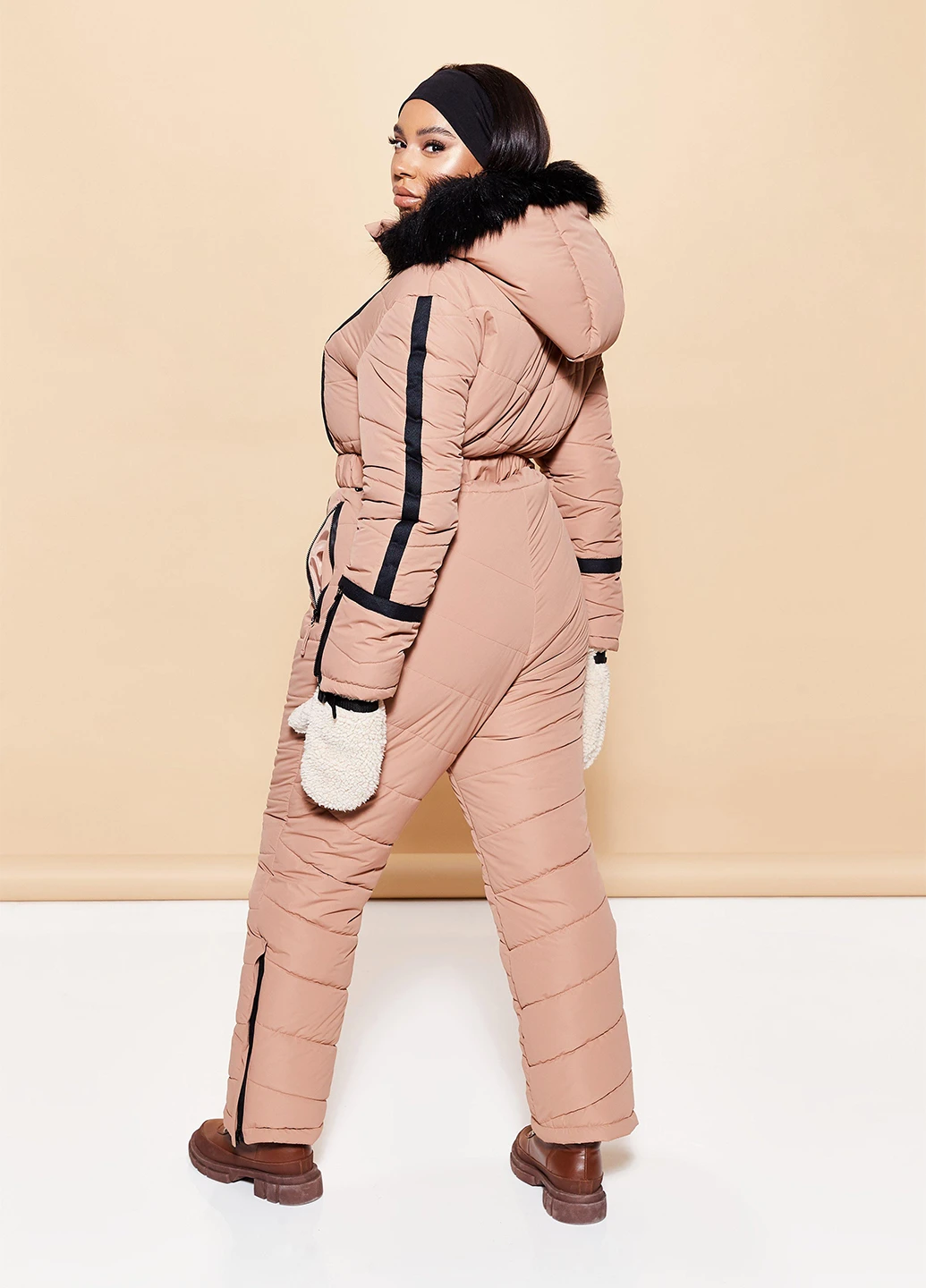 Комбинезон Missguided однотонный бежевый спортивный