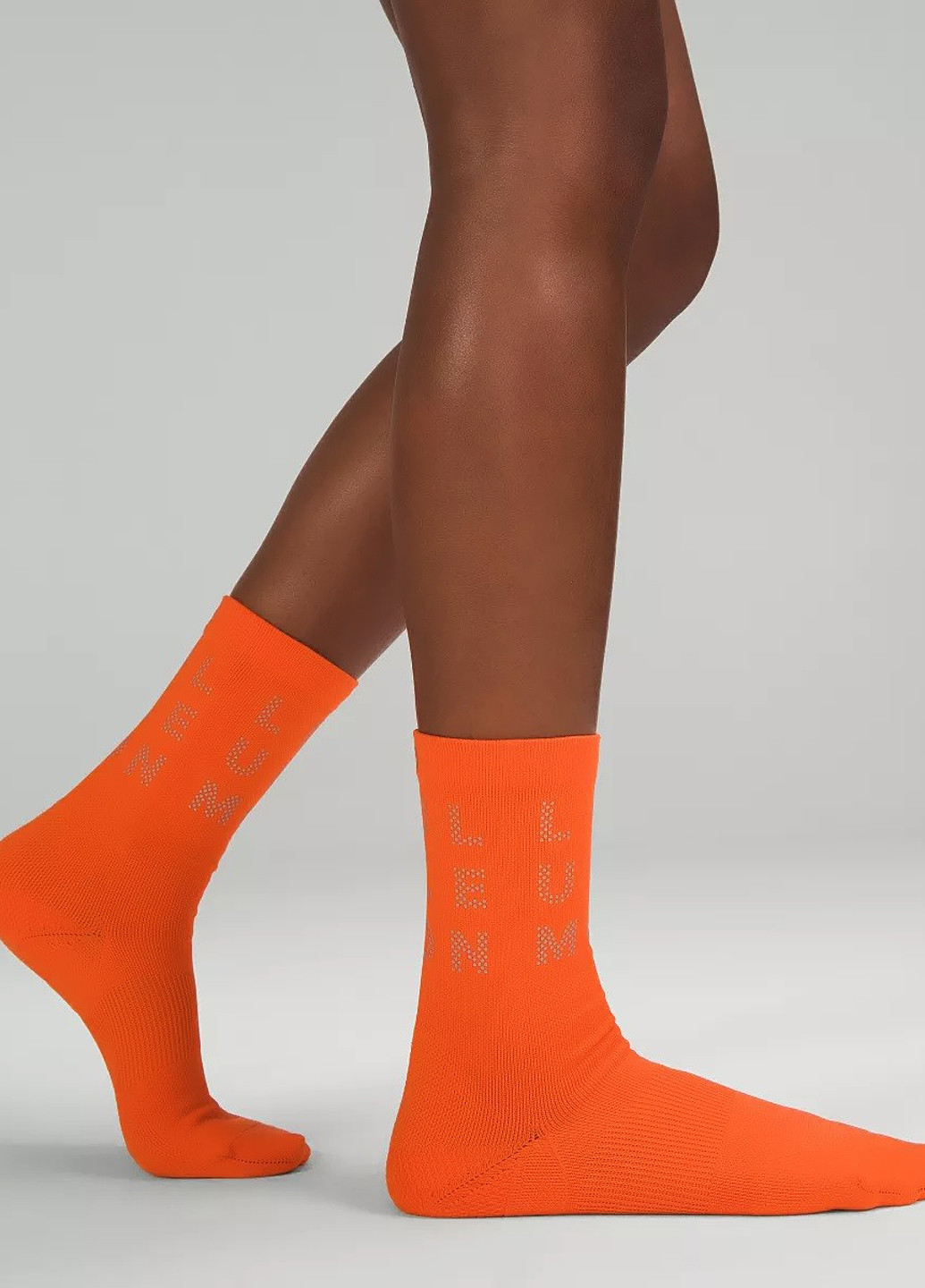 Помаранчеві шкарпетки Lululemon Athletica логотипи (348077112)