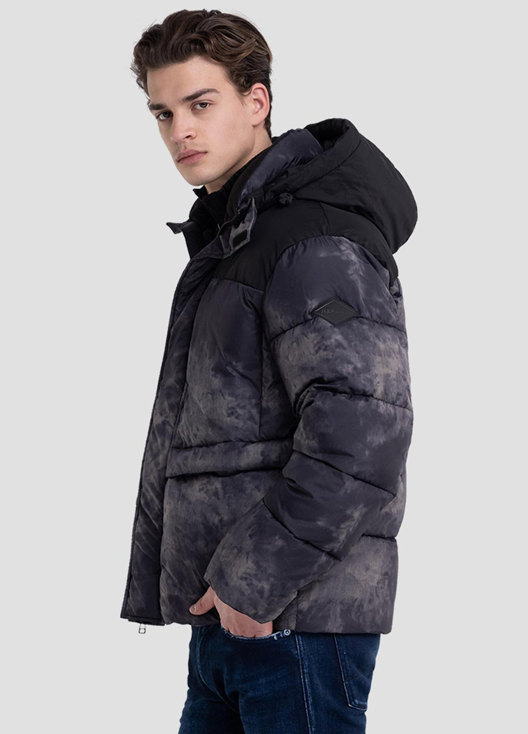 Темно-серая зимняя куртка Replay