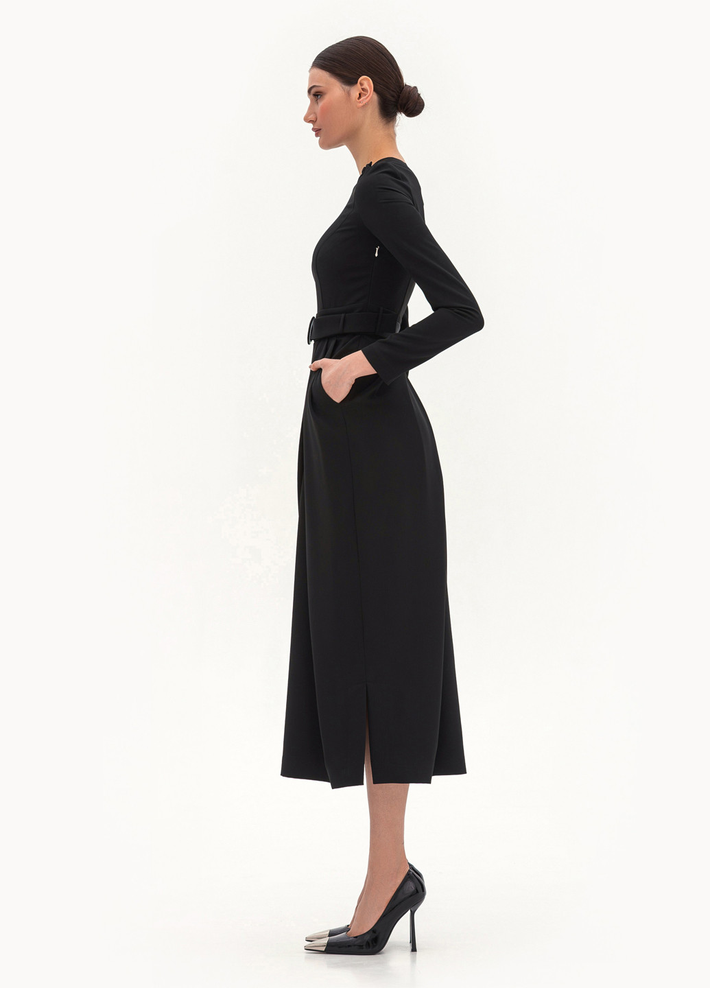 Черное кэжуал платье футляр BGL однотонное