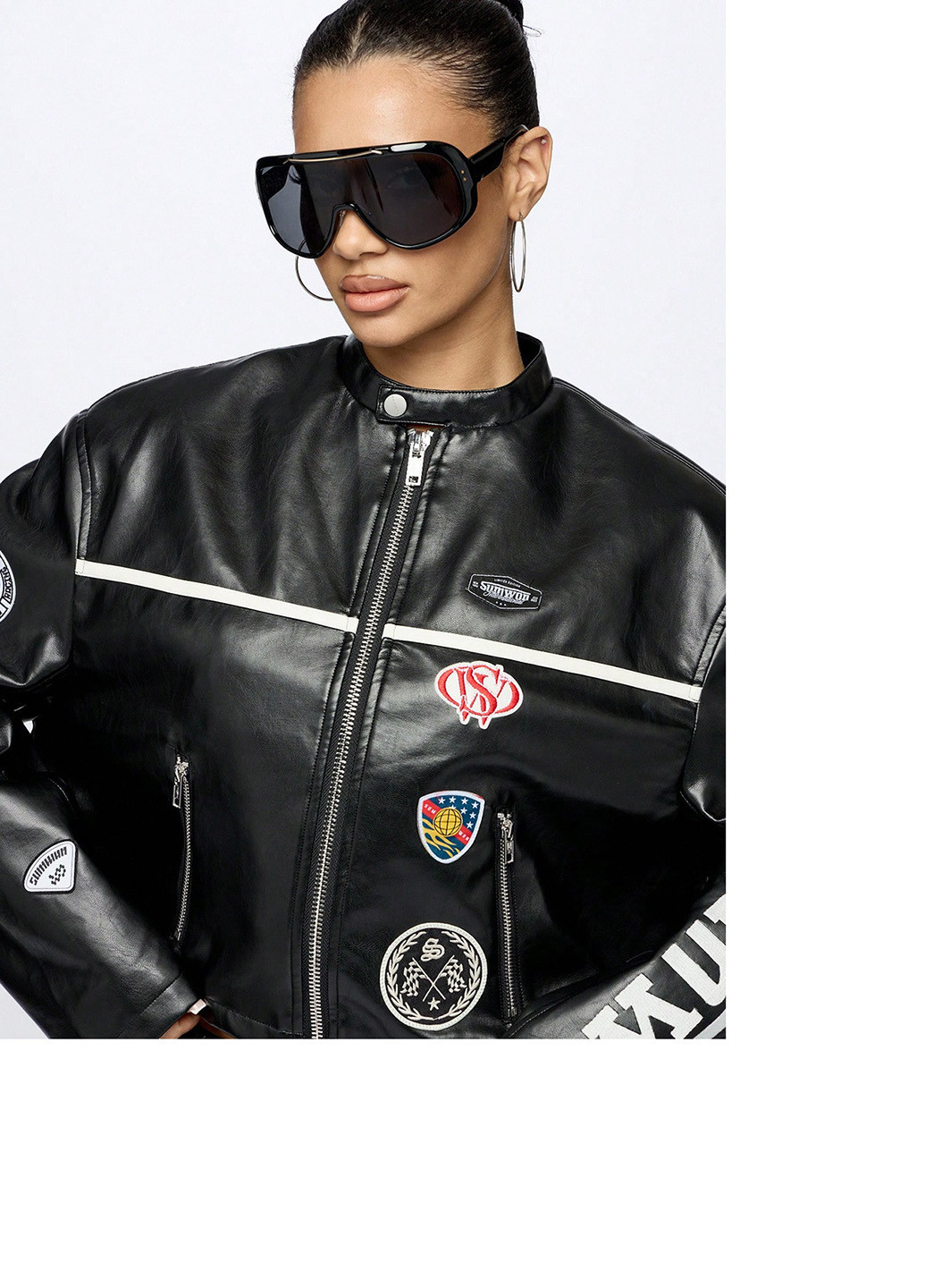 Черная демисезонная куртка байкерская SHEIN