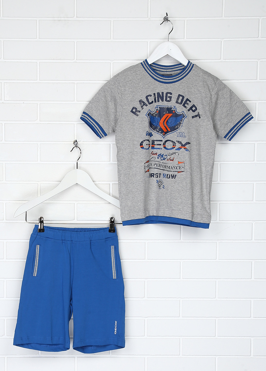 Сірий літній комплект (футболка, шорти) Geox