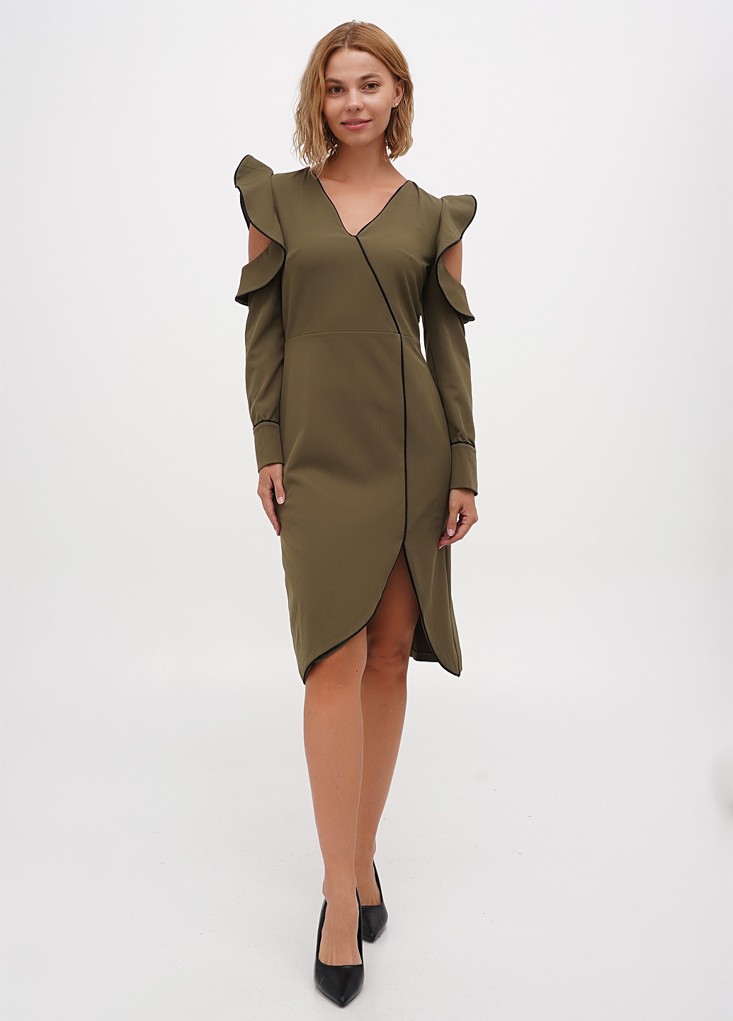 Оливковое кэжуал платье Sassofono однотонное