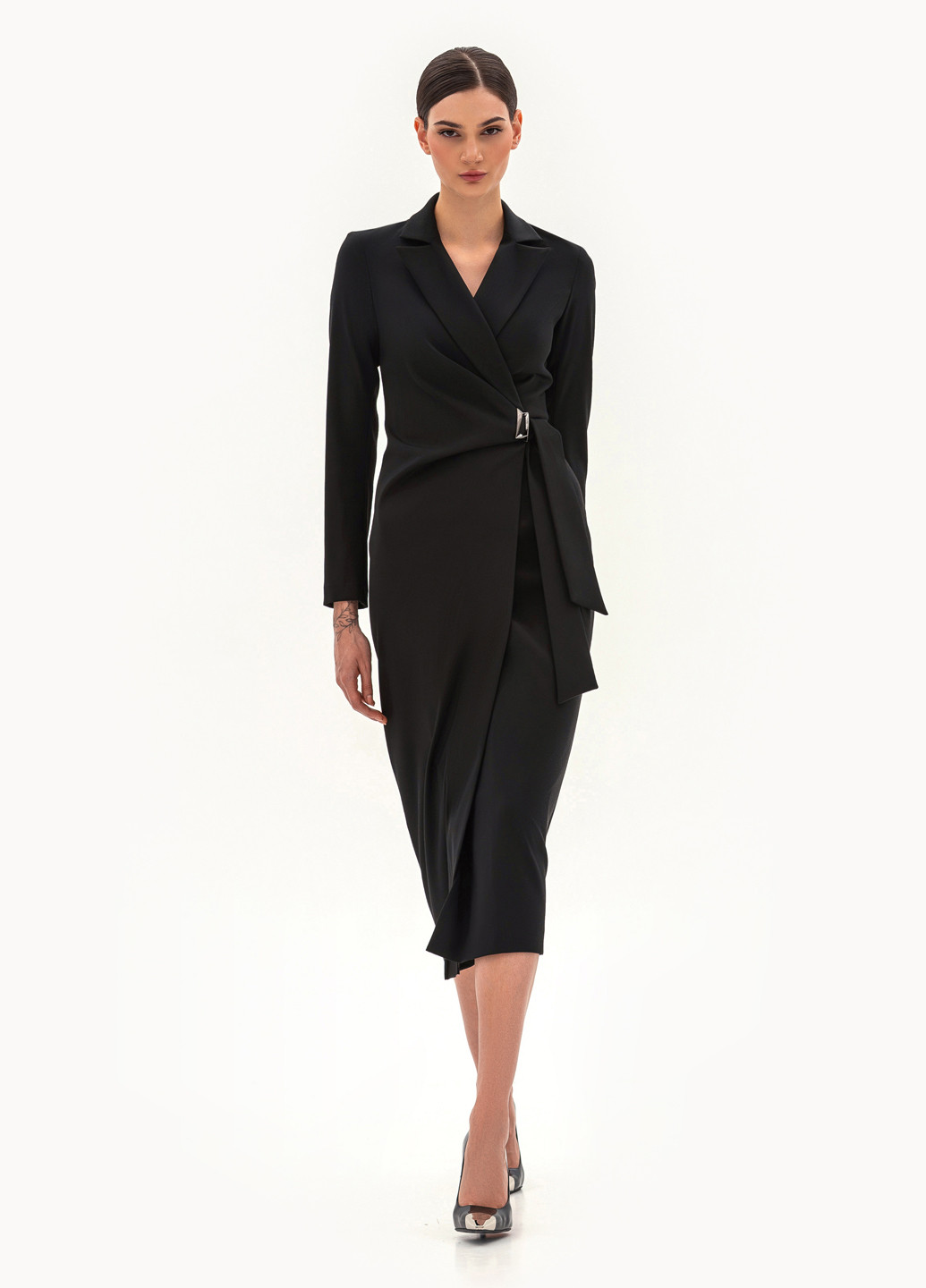 Черное деловое платье на запах, платье-жакет BGL однотонное
