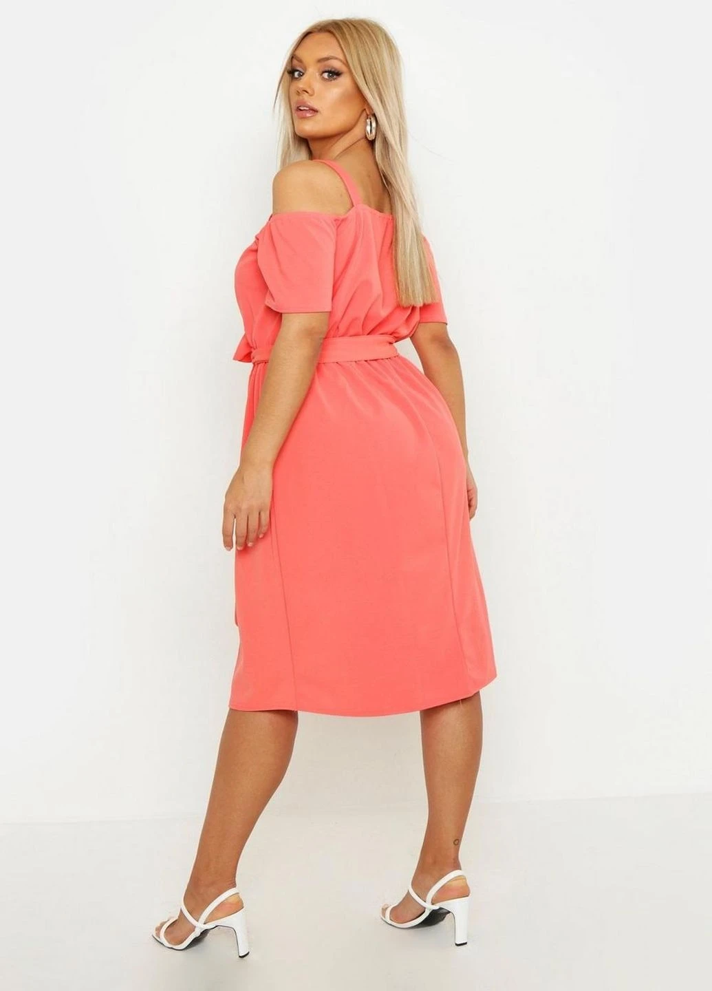 Коралловое кэжуал платье Boohoo однотонное