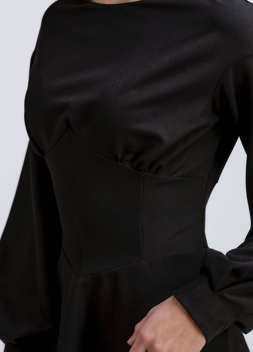 Черное кэжуал платье с рукавами-фонариками romashka Ромашка однотонное