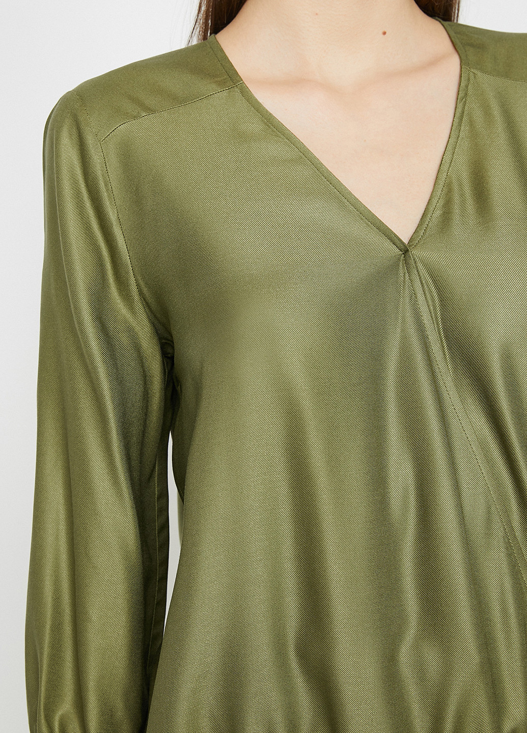 Оливковая (хаки) демисезонная блуза на запах KOTON