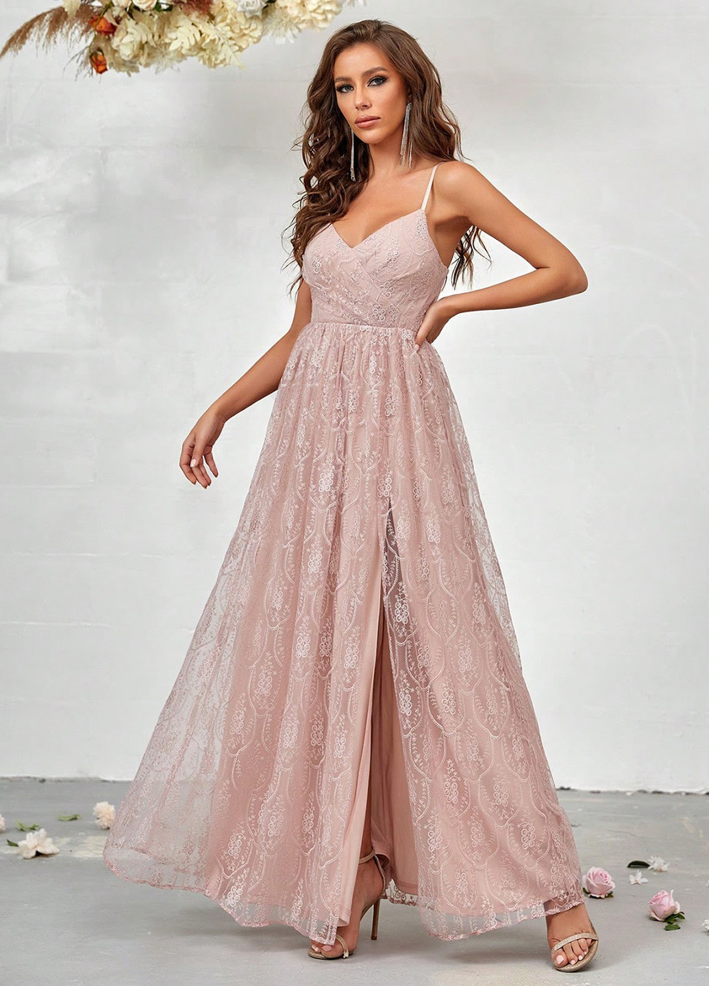 Светло-розовое вечернее платье а-силуэт SHEIN однотонное