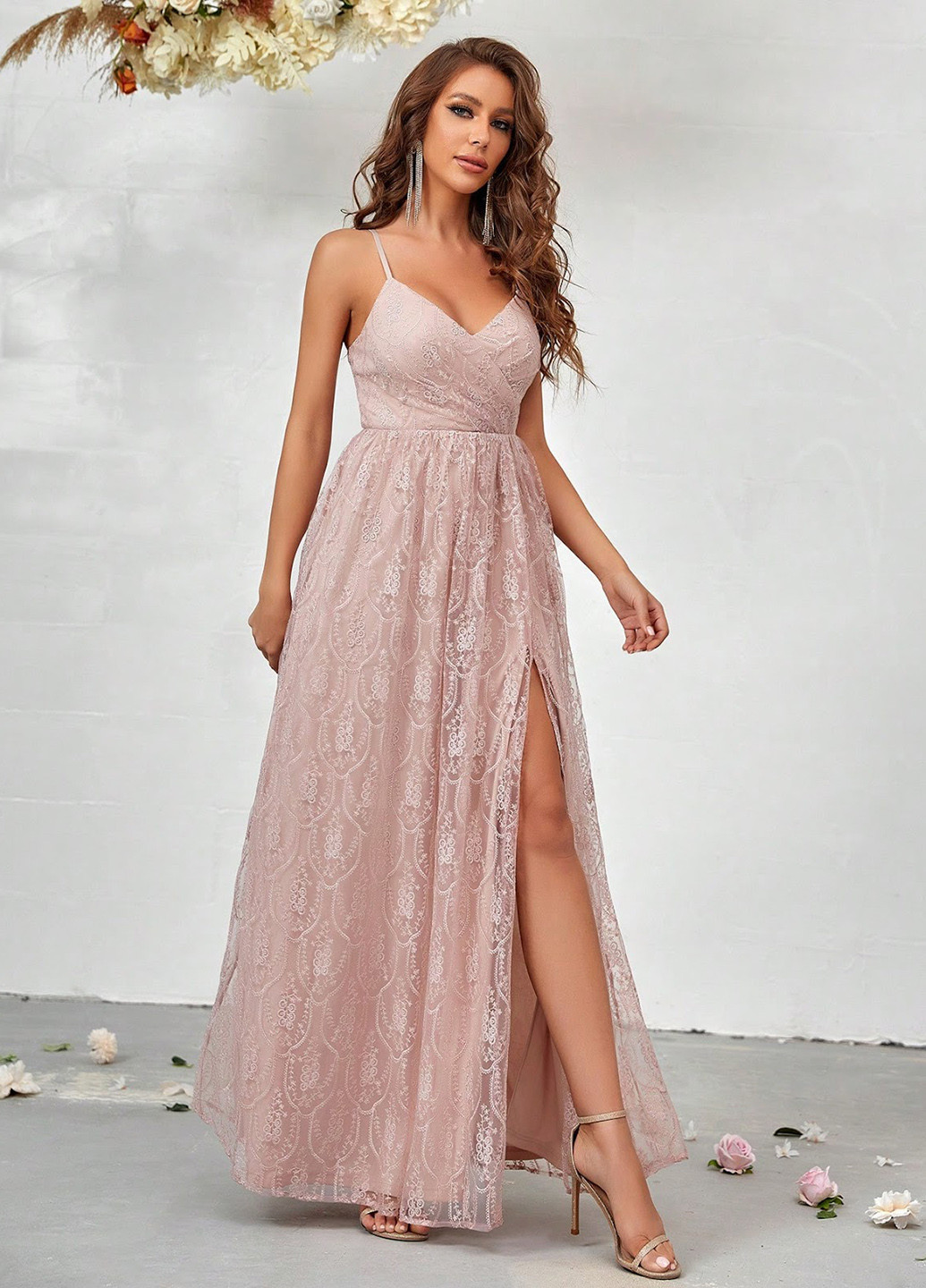 Светло-розовое вечернее платье а-силуэт SHEIN однотонное