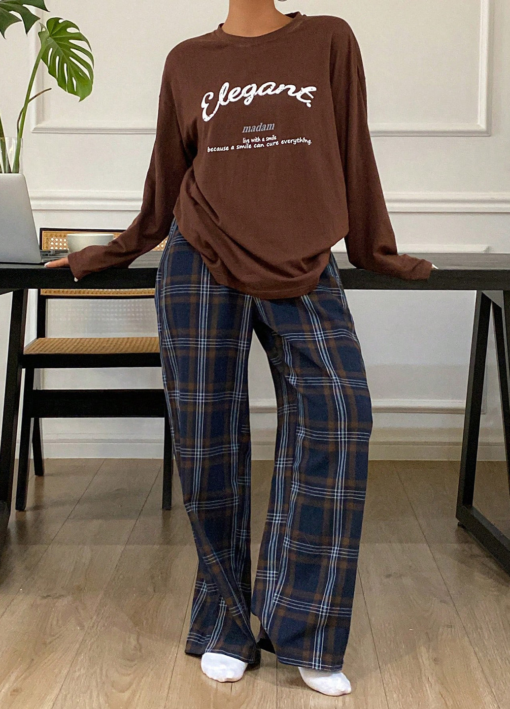 Комбінована всесезон піжама (лонгслів, штани) лонгслів + брюки SHEIN