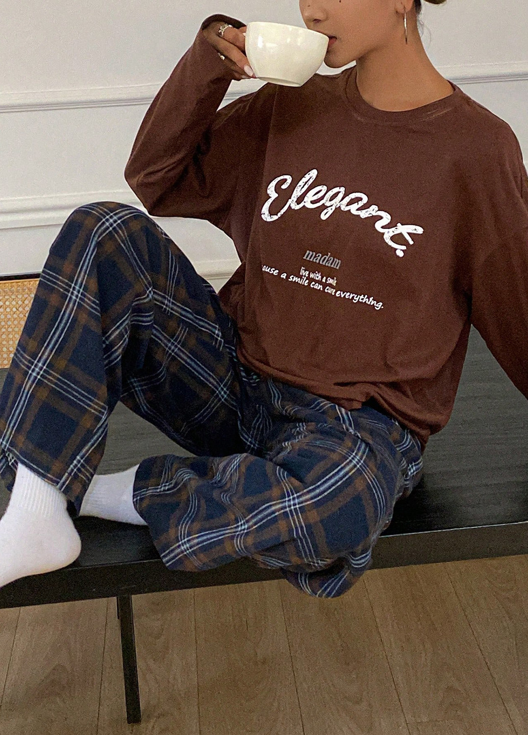 Комбінована всесезон піжама (лонгслів, штани) лонгслів + брюки SHEIN