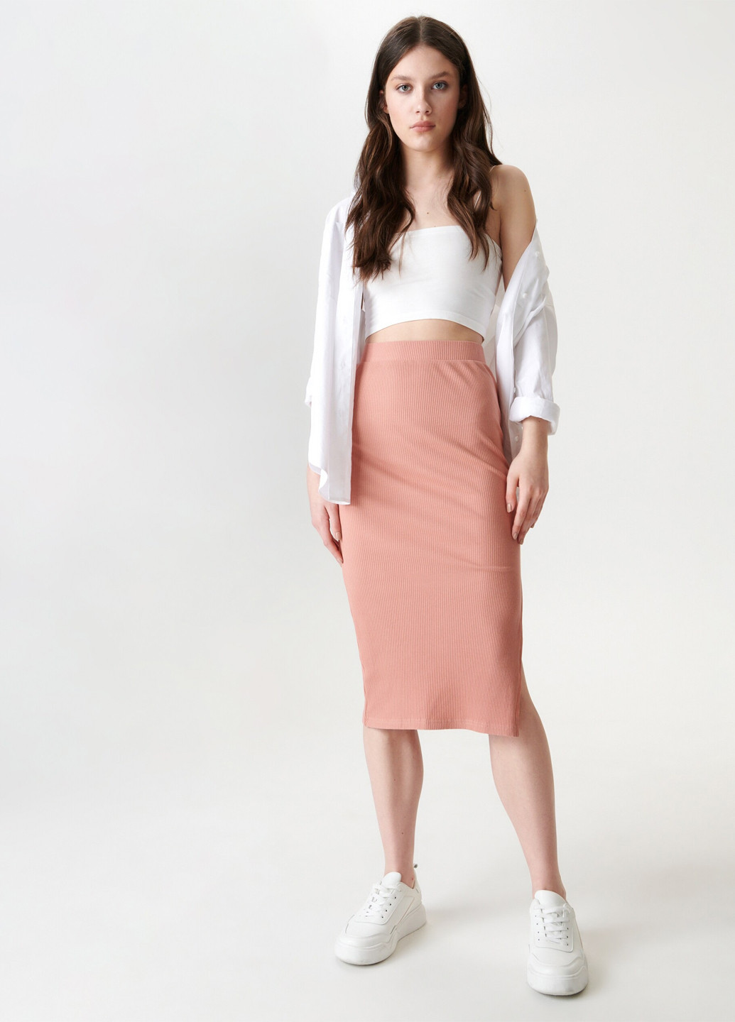 Светло-розовая кэжуал однотонная юбка Sinsay карандаш