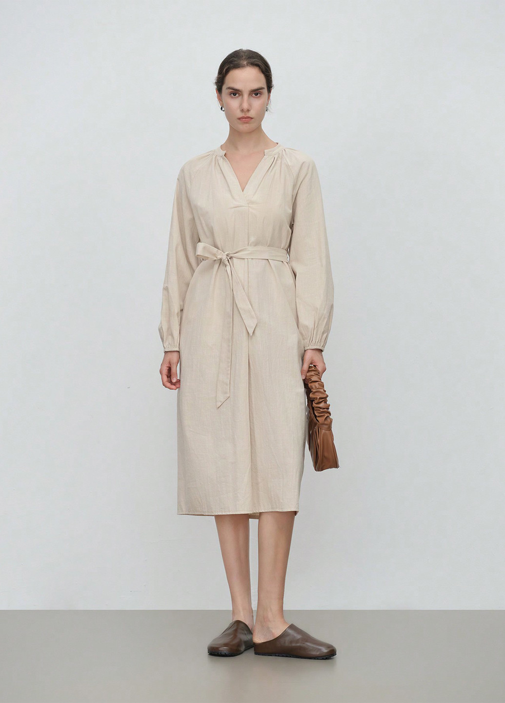 Кремовое кэжуал платье а-силуэт SHEIN однотонное