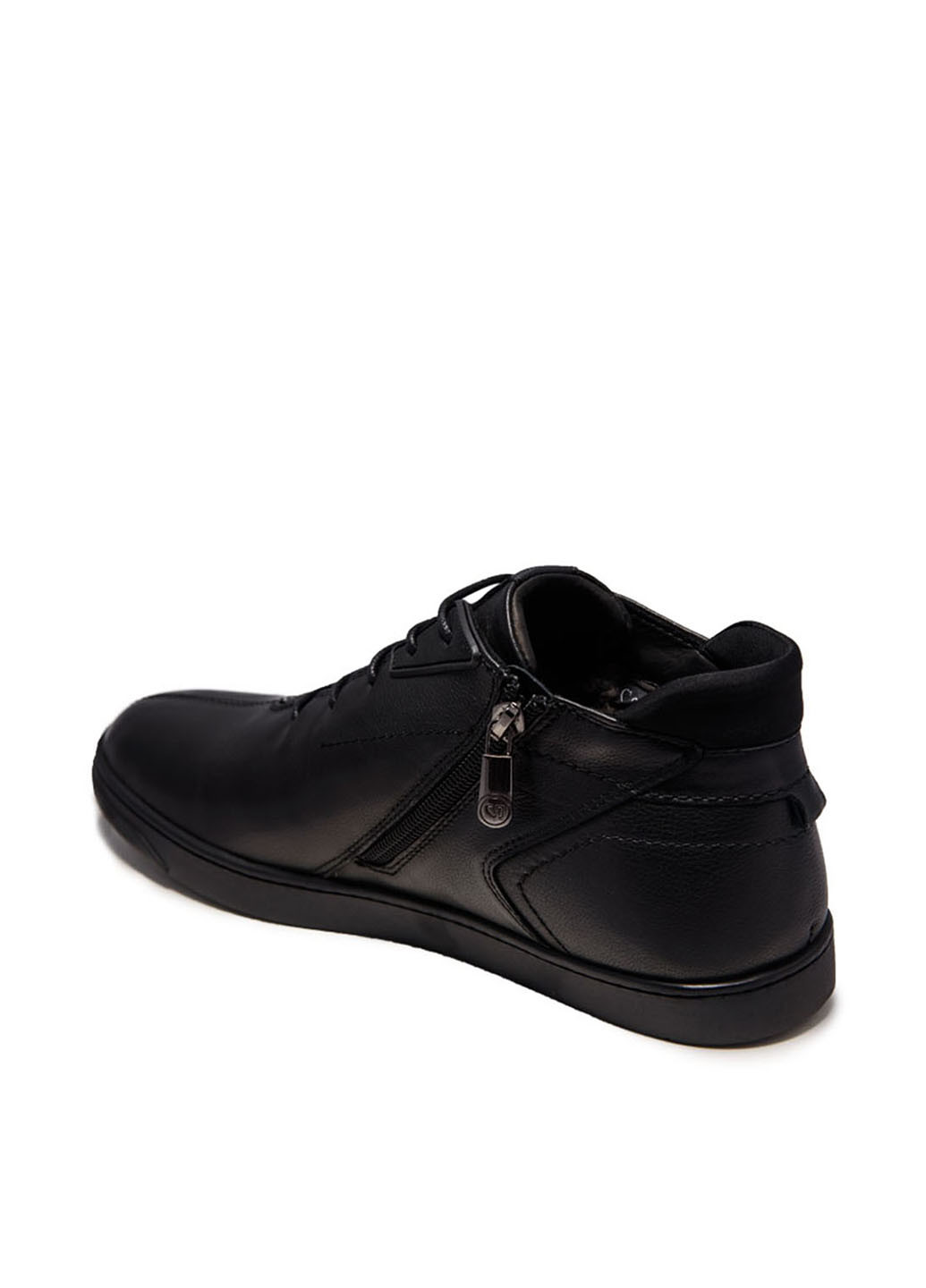Черные зимние ботинки Cosottinni