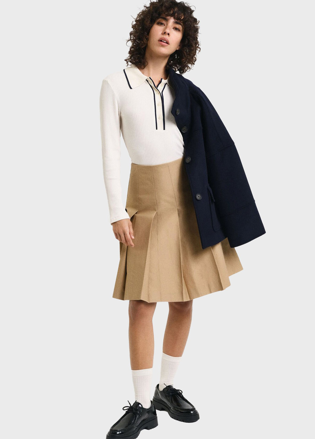 Белая женская футболка-поло Gant однотонная