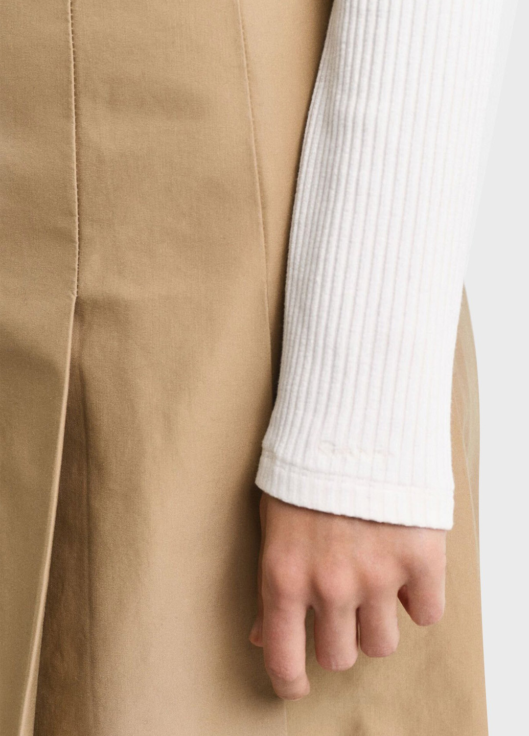 Белая женская футболка-поло Gant однотонная