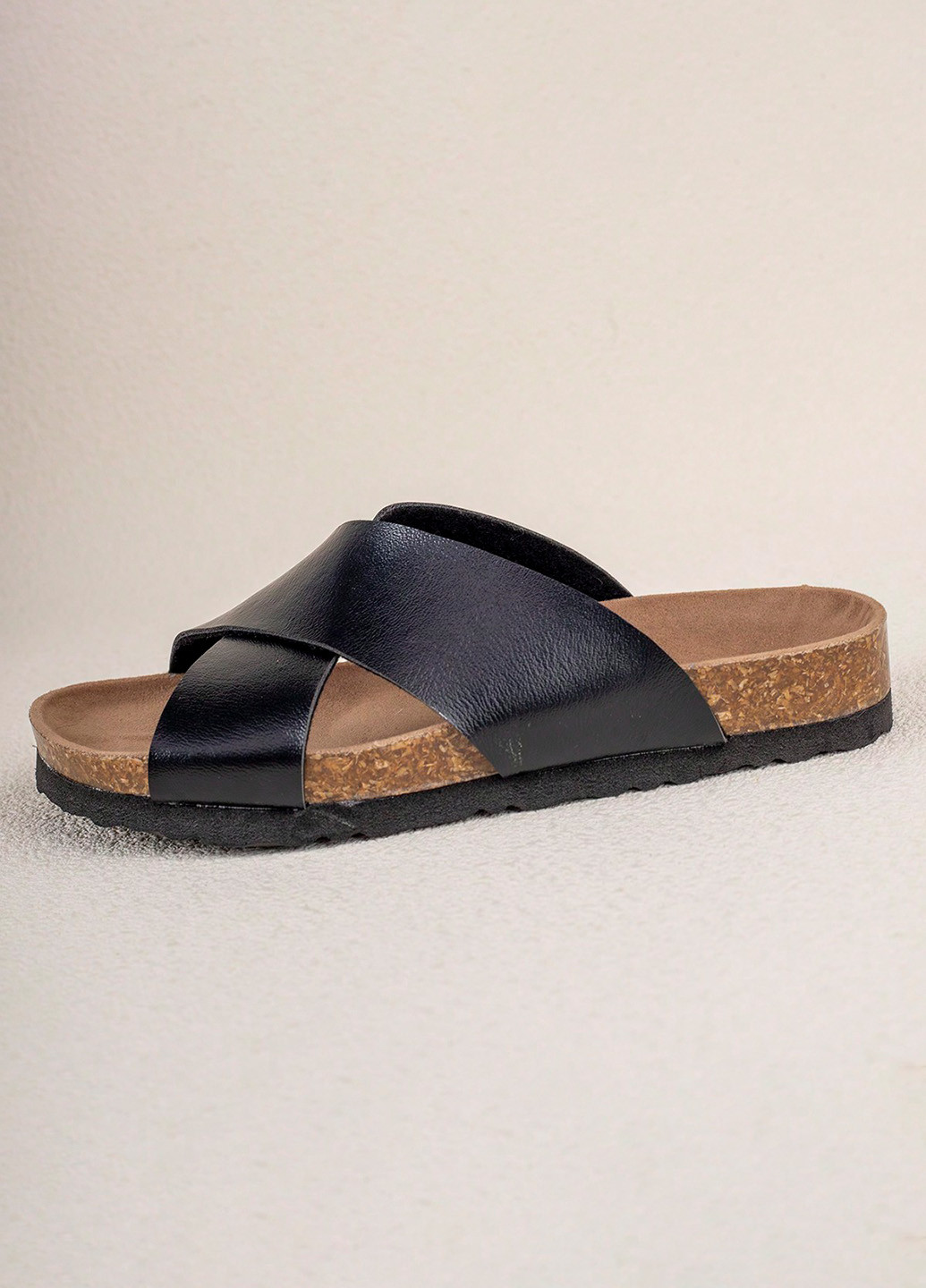 Черные кэжуал шлепанцы SHEIN