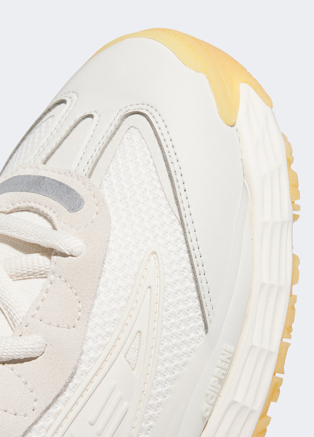 Молочные всесезонные кроссовки adidas NITEBALL 3