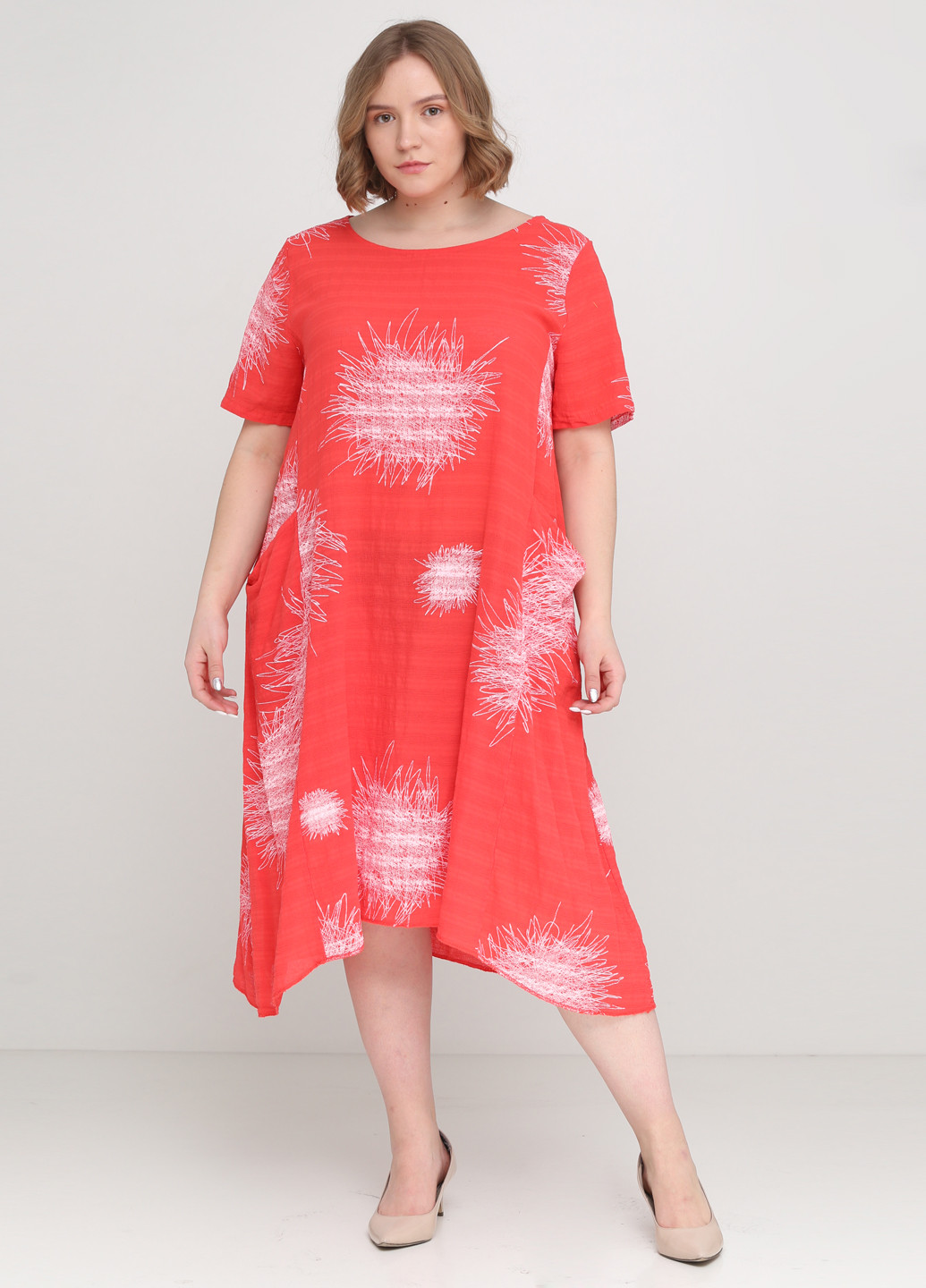 Красное кэжуал платье Made in Italy с абстрактным узором