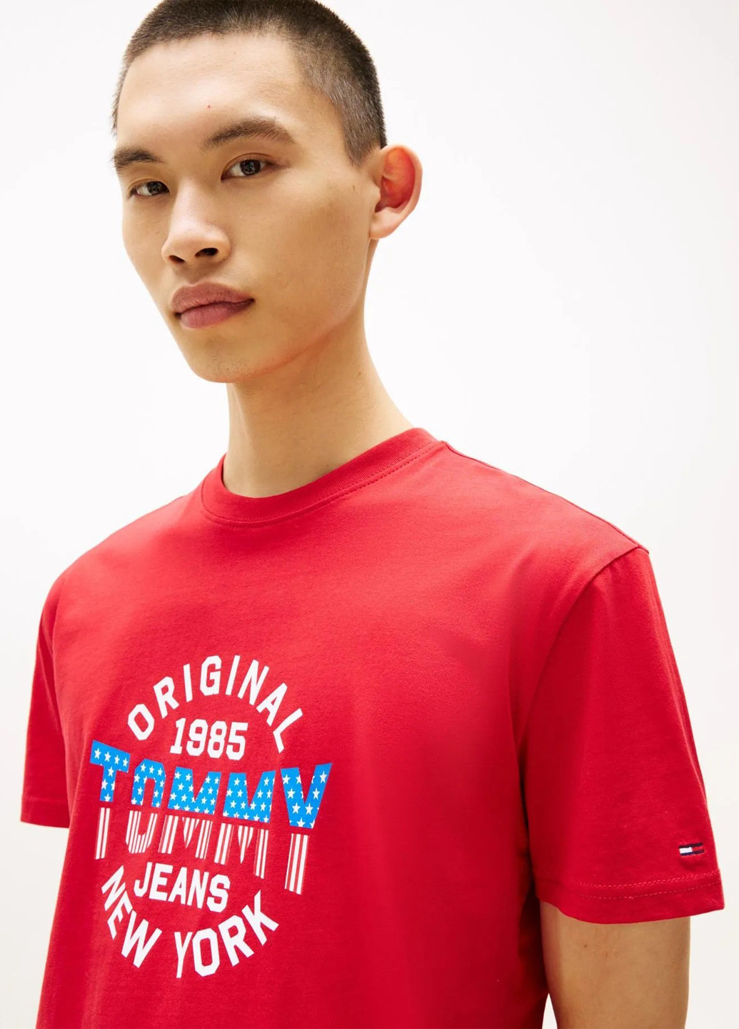 Красная футболка Tommy Hilfiger