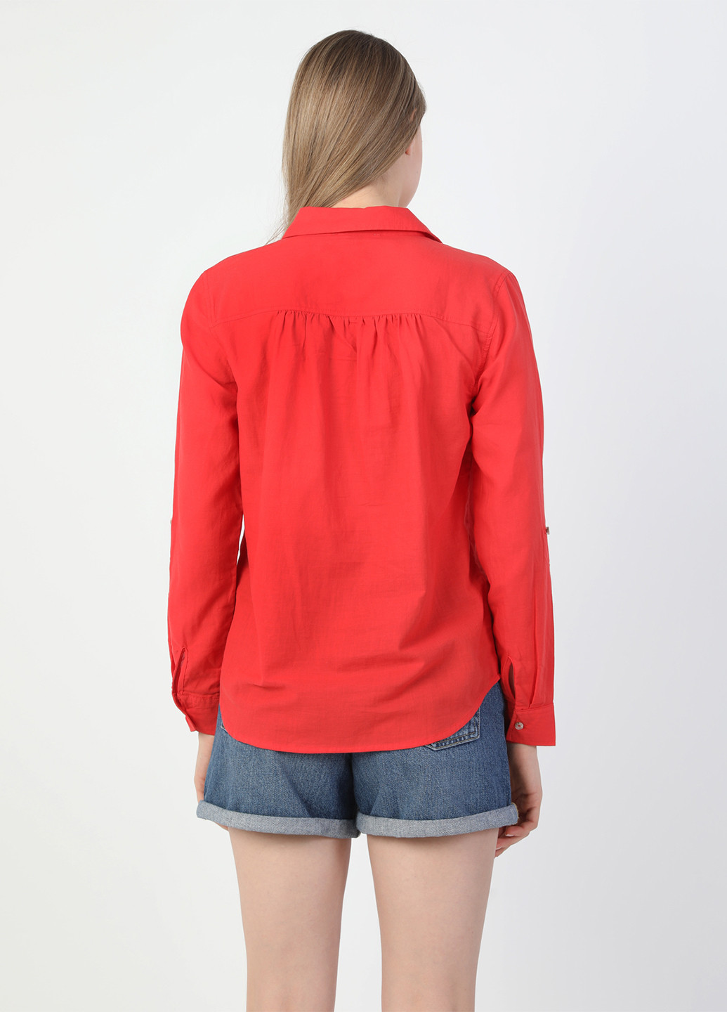 Красная летняя блуза Colin's