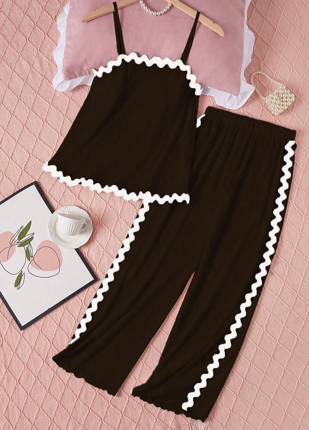 Темно-коричнева всесезон піжама (майка, штани) майка + штани SHEIN