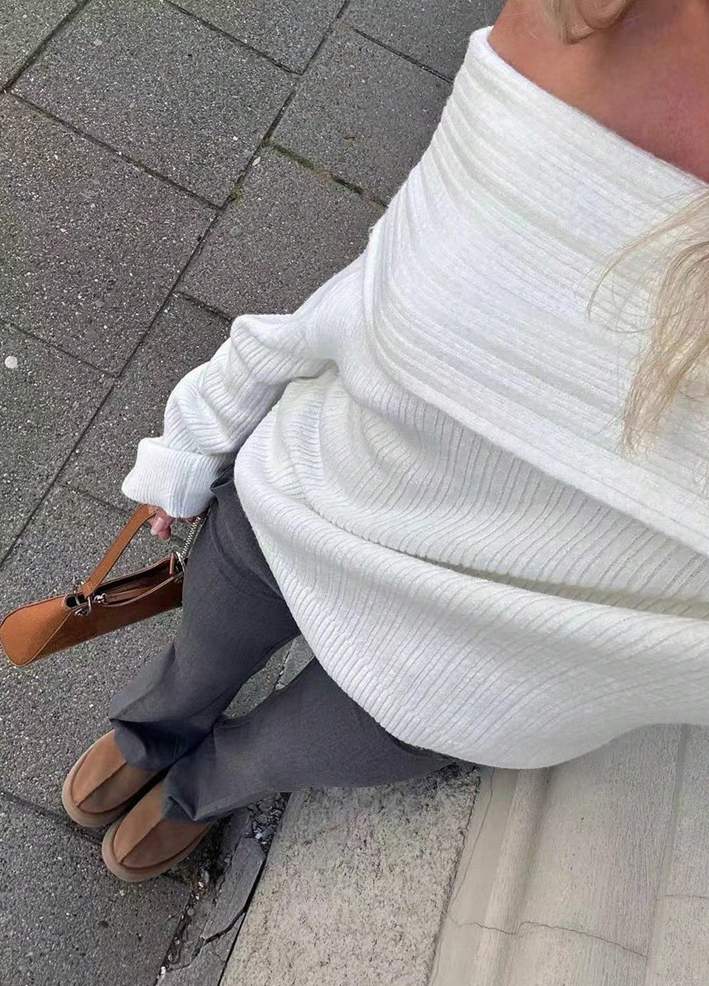 Білий демісезонний светр SHEIN