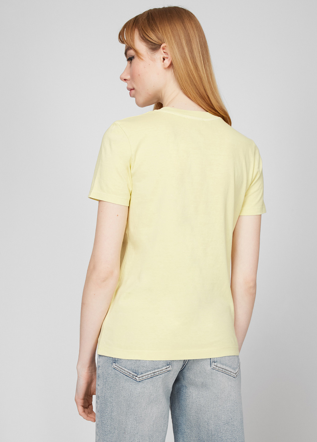 Желтая летняя футболка Diesel