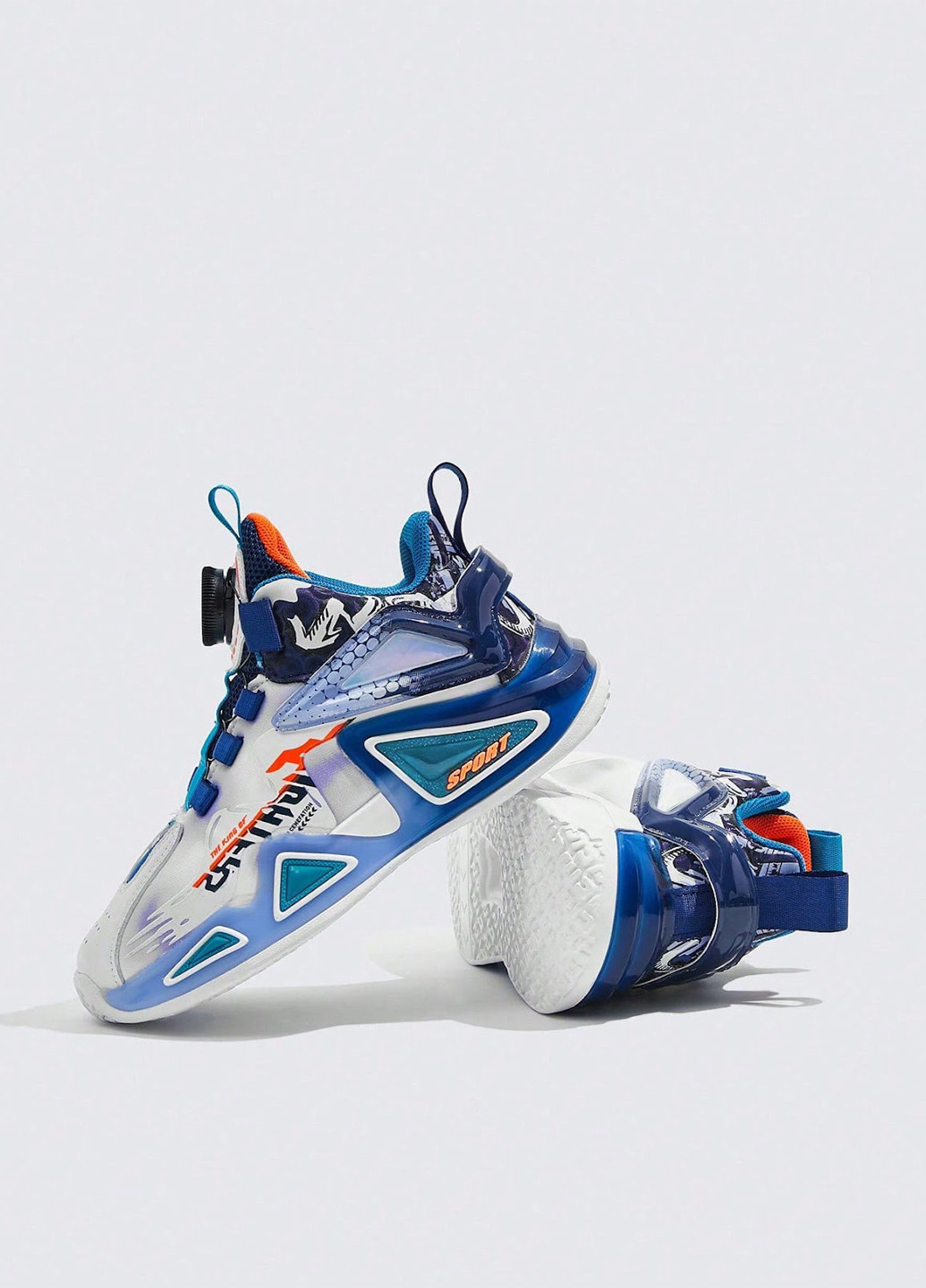 Цветные демисезонные кроссовки SHEIN