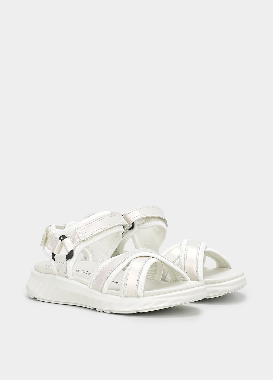 Белые босоножки Ecco