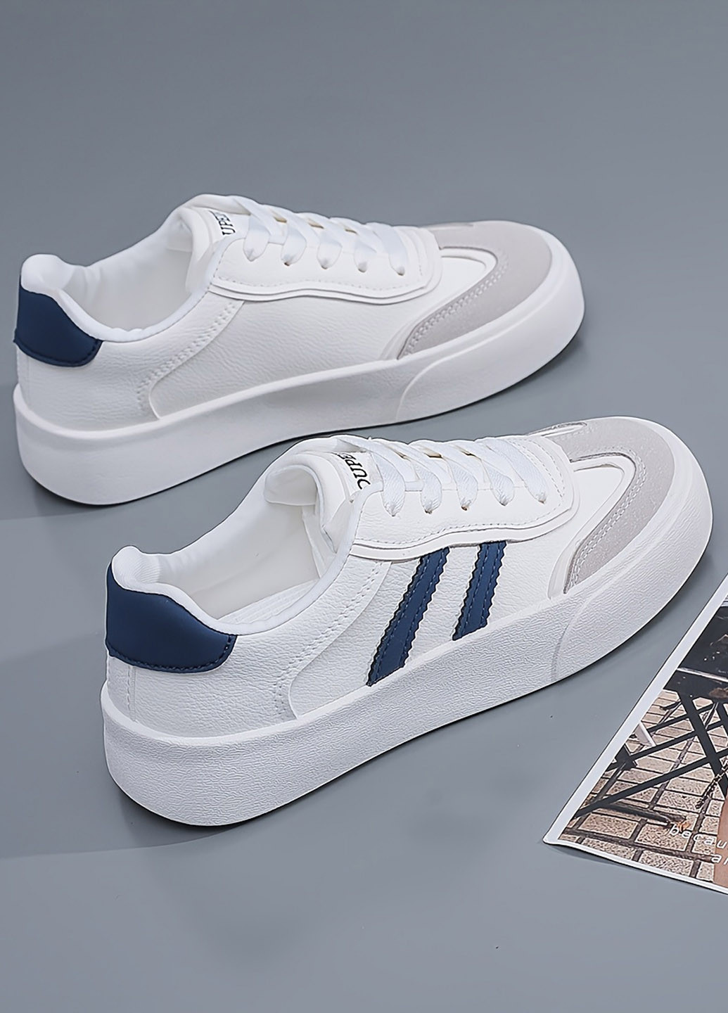 Белые кроссовки SHEIN