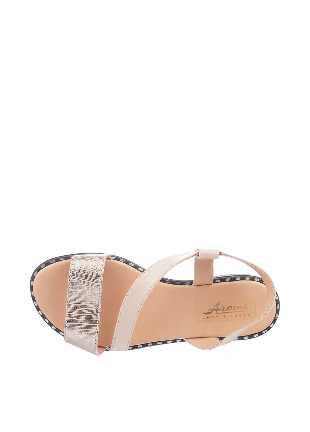 Бежевые босоножки No Brand без застежки с заклепками