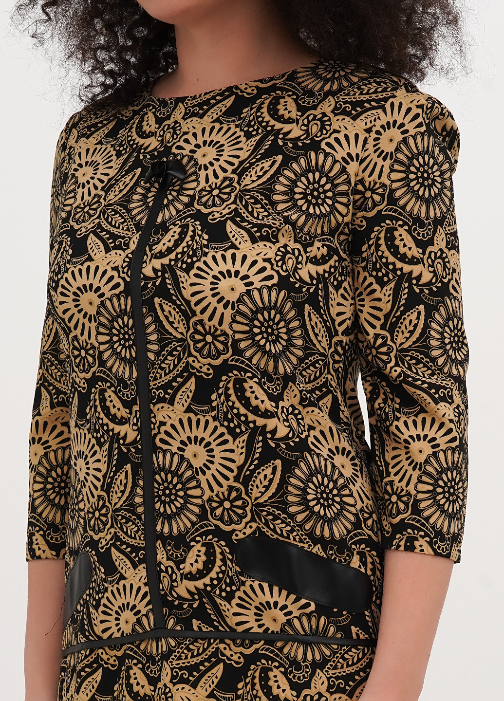 Черное кэжуал платье футляр Imperial с цветочным принтом