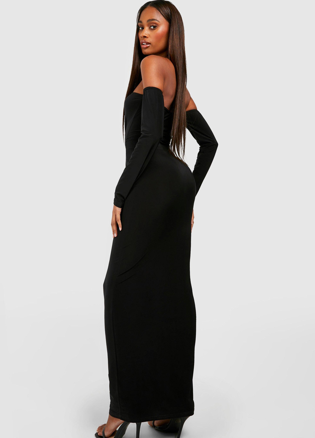 Черное кэжуал, вечернее платье с открытой спиной, с открытыми плечами Boohoo однотонное
