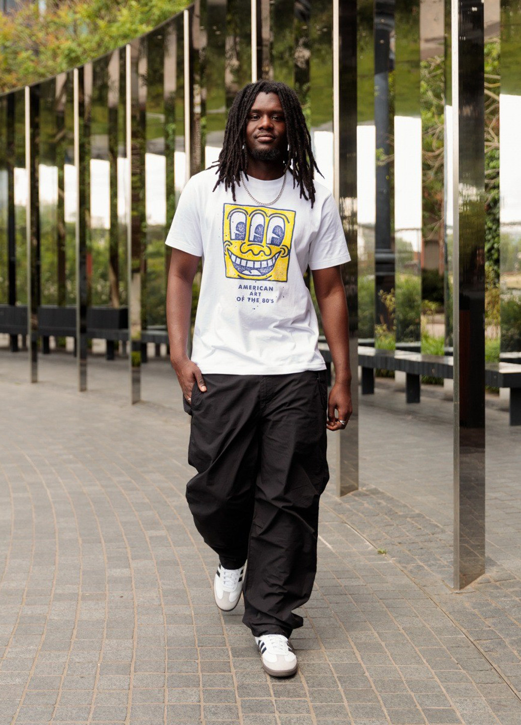 Футболка Uniqlo (329248632)