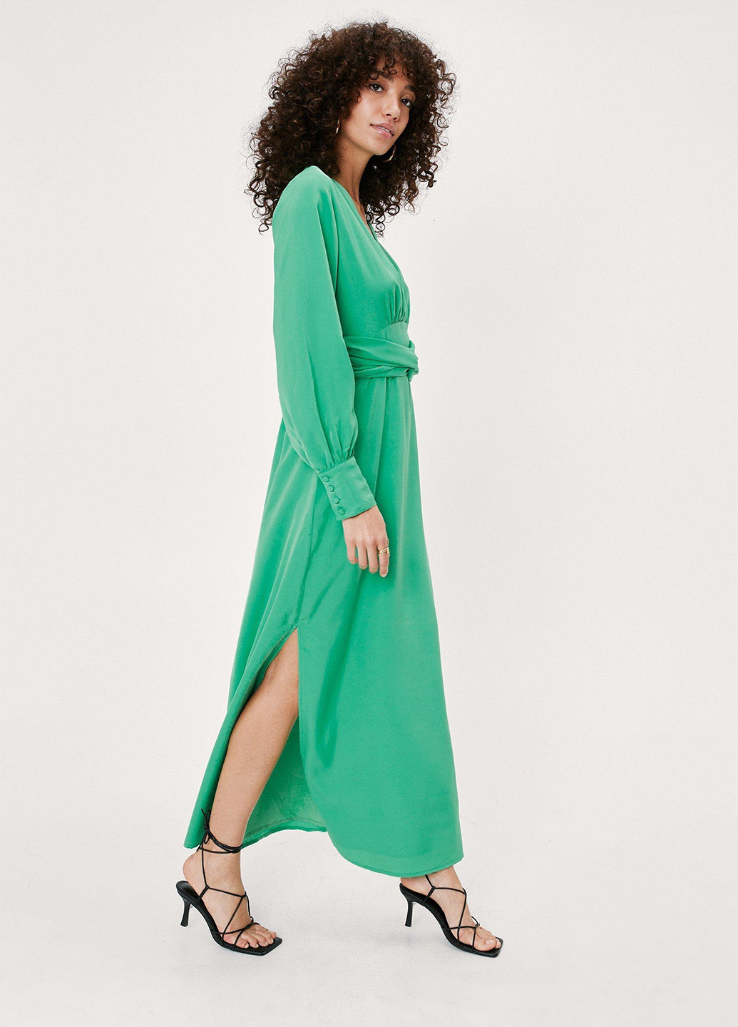 Светло-зеленое вечернее платье Nasty Gal однотонное